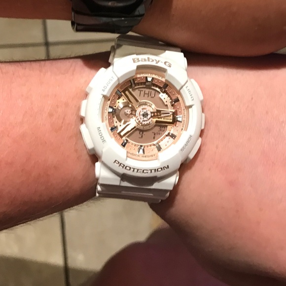 Baby G Watch 💖💖 - Picture 3 of 3